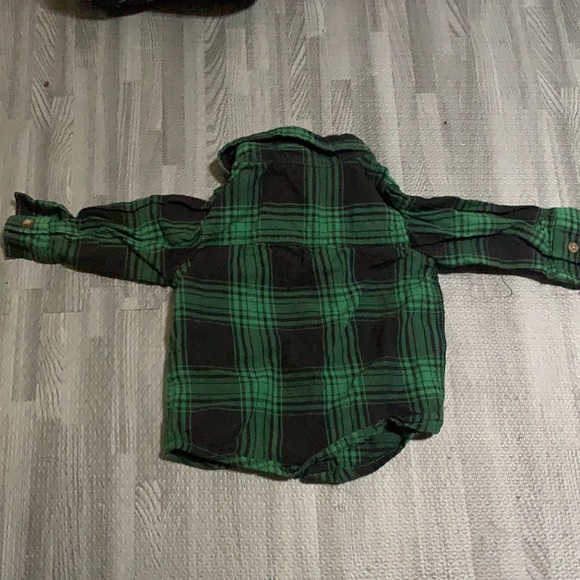 Carter’s button down - Picture 3 of 5